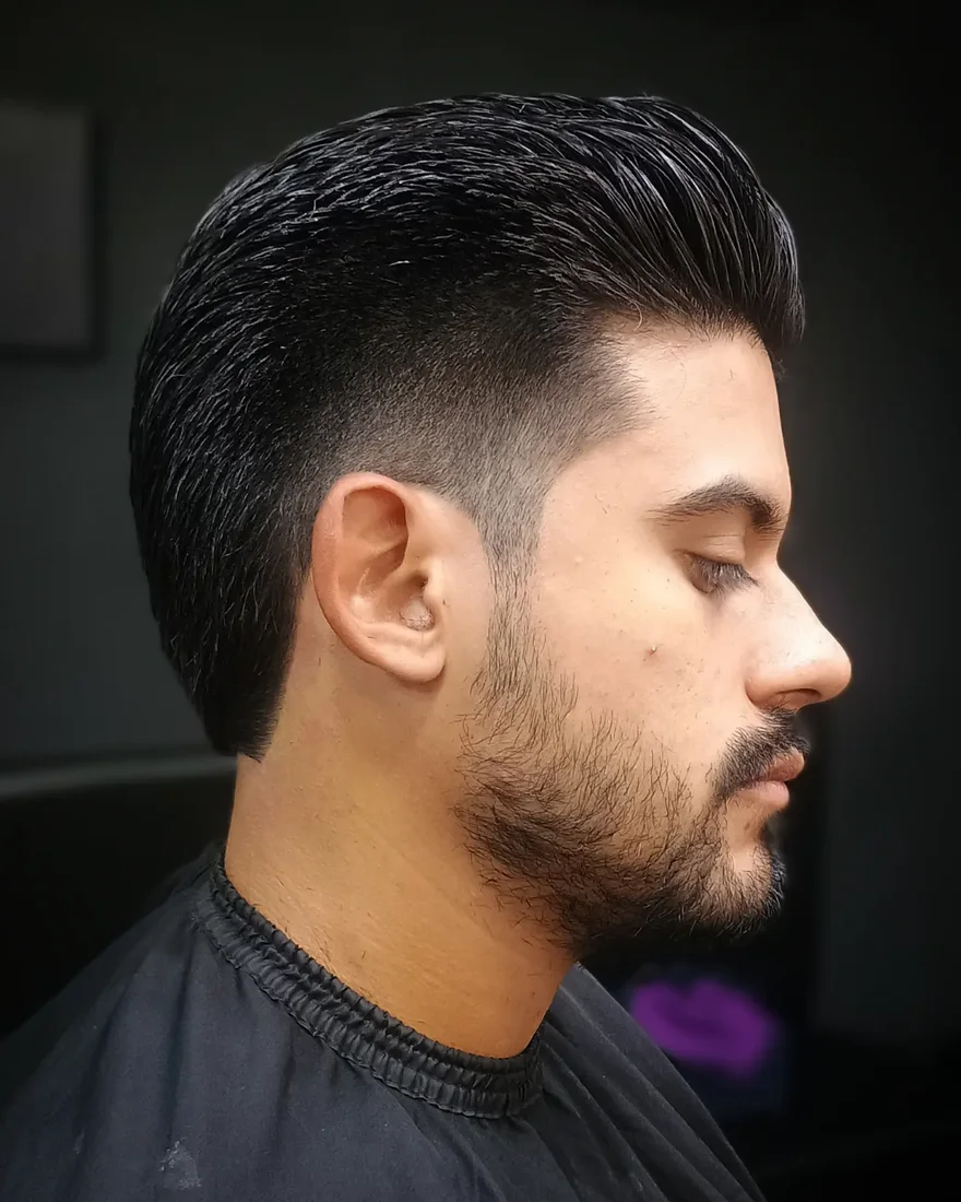 Mullet feito na Barbearia Carvalho, Niterói